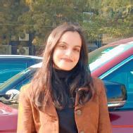 Rashi B. Class I-V Tuition trainer in Delhi
