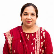 Seema M. Class 6 Tuition trainer in Noida