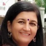 Priyanka Class I-V Tuition trainer in Jaipur