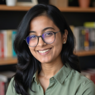 Varsha Dental Tuition trainer in Agra