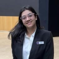 Sia Class 8 Tuition trainer in Delhi