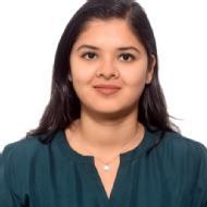Neha Class 12 Tuition trainer in Delhi