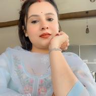 Deepanshi Class 8 Tuition trainer in Delhi