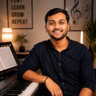 Yash Sahu Piano trainer in Mumbai