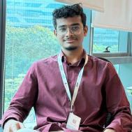 Yash Spoken English trainer in Pune