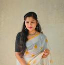 Parna . Class 9 Tuition trainer in Kolkata