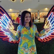 Mona Art and Craft trainer in Delhi