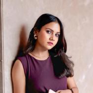 Ishika G. Makeup trainer in Utter Pradesh