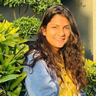 Shubhada T. Class 8 Tuition trainer in Noida