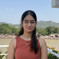 Sarah Class 8 Tuition trainer in Delhi