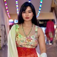 Juhi J. Makeup trainer in Mumbai