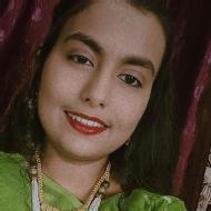 Sakshi M. Class 12 Tuition trainer in Yawal
