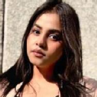 Alisha R. Class 11 Tuition trainer in Noida