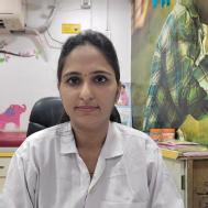 Dr. Rashmi Oza Class 12 Tuition trainer in Thane