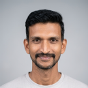 Akash Chakrabarti photo