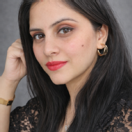 Ila S. Class 12 Tuition trainer in Noida