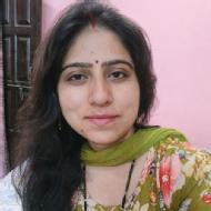 Karishma G. Class 10 trainer in Meerut