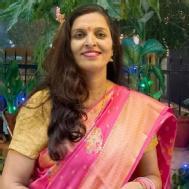 Poonam Chaturvedi Class 6 Tuition trainer in Jaipur