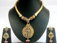 Hi-Tech & Advanced Fashion Jewellery Making Workshop in Chennai By Nu-Trendz Academy