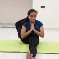 Roshni Yoga trainer in Delhi