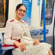 Himakshi Arora Spoken English trainer in Delhi