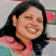 Garima Vaish Class 12 Tuition trainer in Delhi