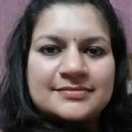 Charu S. Class I-V Tuition trainer in Noida