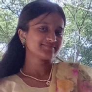 Riya S. Class 12 Tuition trainer in Delhi