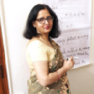 Meenu V. Class I-V Tuition trainer in Noida