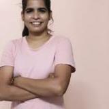Ritika Yoga trainer in Delhi