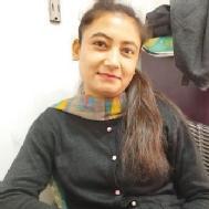 Shyamli Class 9 Tuition trainer in Palampur