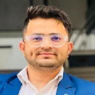 Pravesh Thapliyal Career Counselling trainer in Noida