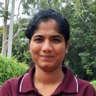 Kamna Raghuwanshi Yoga trainer in Guna