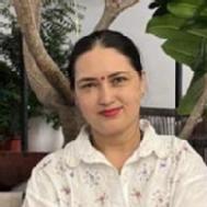 Seema . Yoga trainer in Jaipur