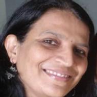 Shushma Class I-V Tuition trainer in Ahmedabad