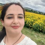 Amita Class 8 Tuition trainer in Pune