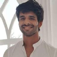 Dance basics (hip-hop,Bollywood jazz)