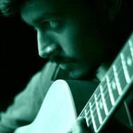 Ayushmaan Bakshi Guitar trainer in Mumbai