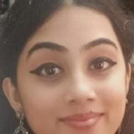 Rachna Nair Class 12 Tuition trainer in Mumbai