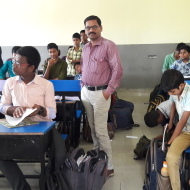 Sreenivas Maddiboyena Class 11 Tuition trainer in Bellary