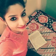 Poonam Class 11 Tuition trainer in Gurgaon