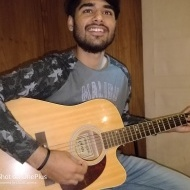 Aman Raina Guitar trainer in Mumbai