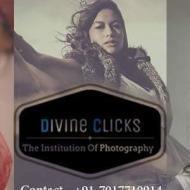 Divine Clicks The Institution of Photography Photography institute in Meerut