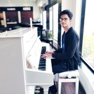 Shantanu Jagirdar Piano trainer in Pune