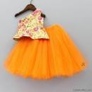 R K TAILORING AND DESIGN STUDIO photo