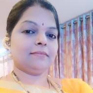 Geetta K. Makeup trainer in Ahmednagar