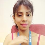 Ayushi S. Class I-V Tuition trainer in Noida