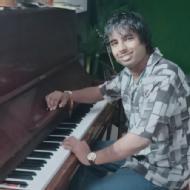 Rishabh Saxena Piano trainer in Noida