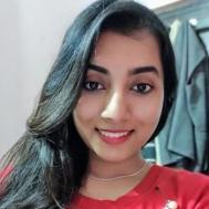 Nisha Class 11 Tuition trainer in Chandigarh