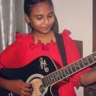 Sakshi G. Guitar trainer in Kanpur